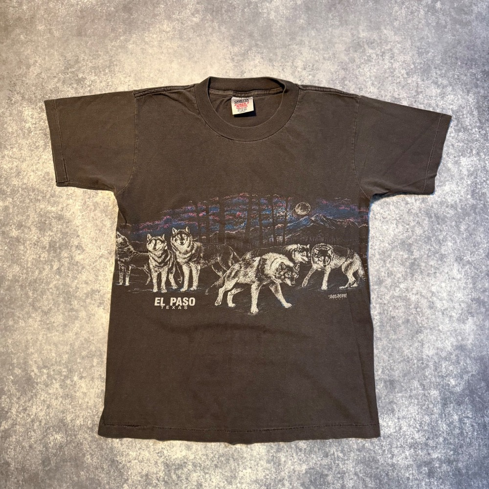 Vintage Nature Wolf Graphic T-Shirt Mens Medium Faded Black 90s El Paso Texas
